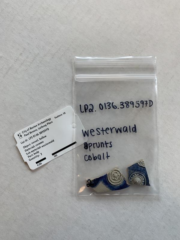 Lathrop Place Westerwald cobalt with prunts