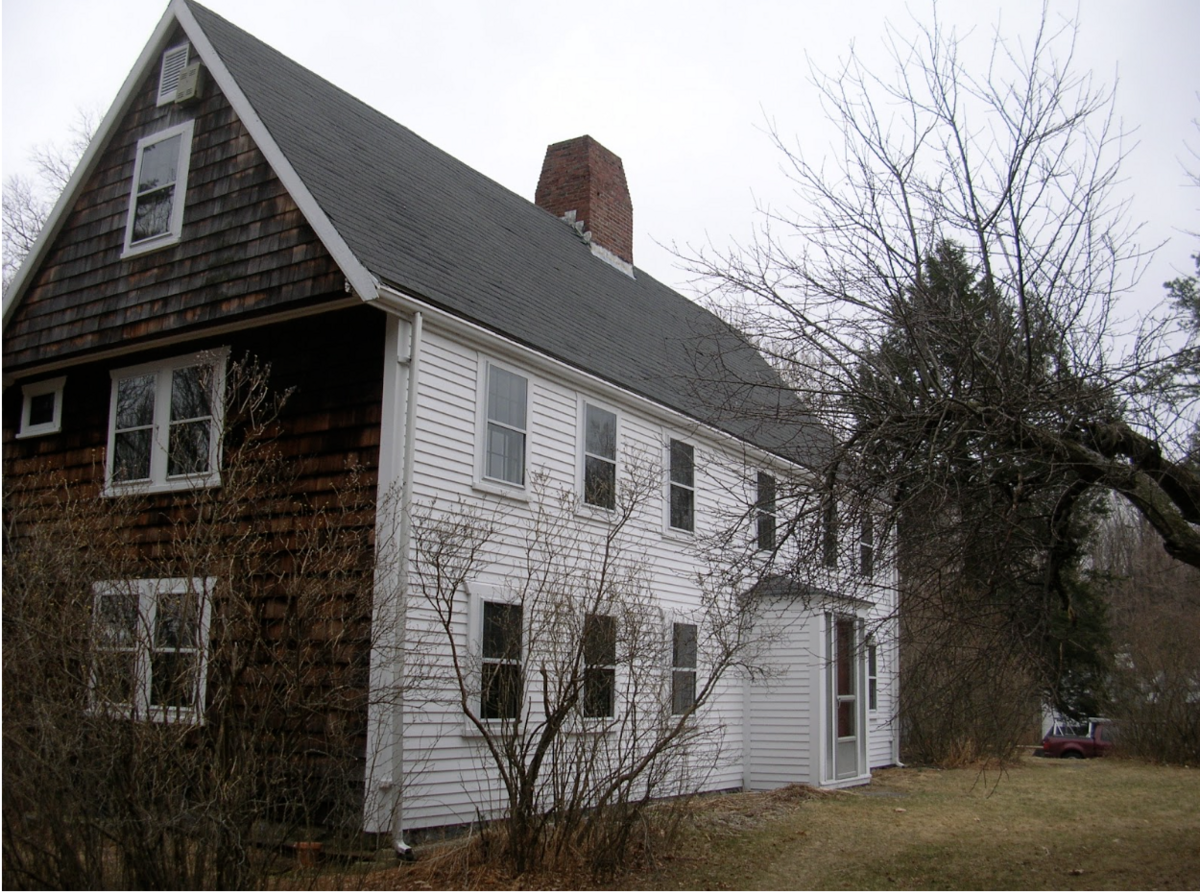 Exterior facade vew of the Capen House ca. 2006