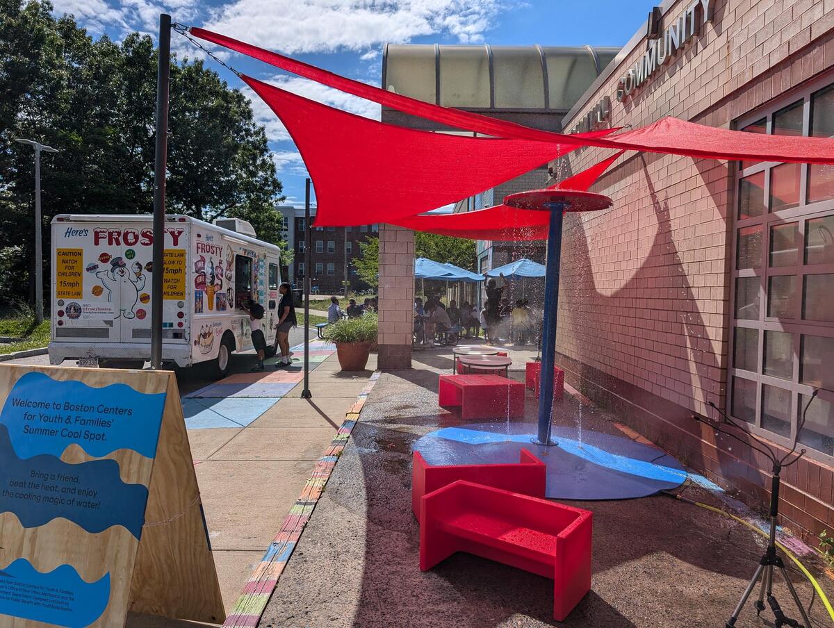 Outdoor Cool Space Gallivan