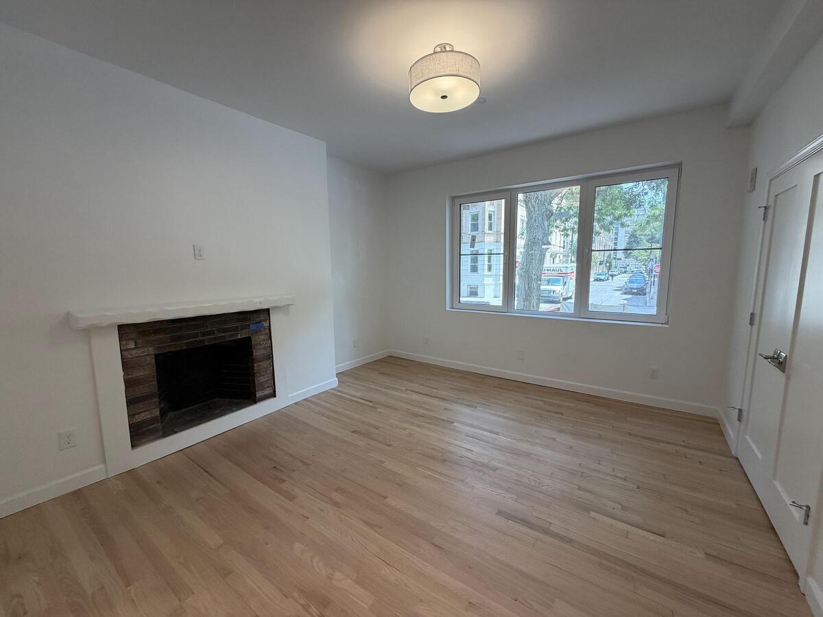 Spacious studio apartment